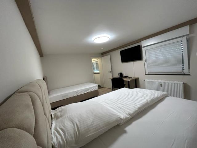 Rheinischer Hof Appartements Леверкузен Экстерьер фото